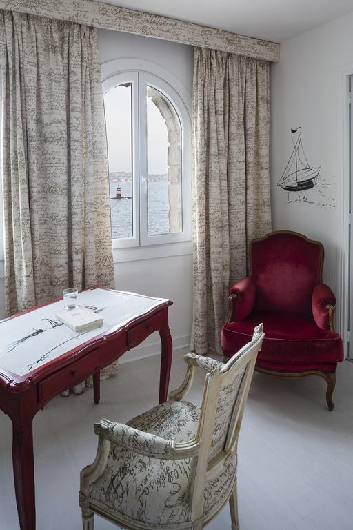 Hotel Delos - Ile De Bendor Bandol Szoba fotó