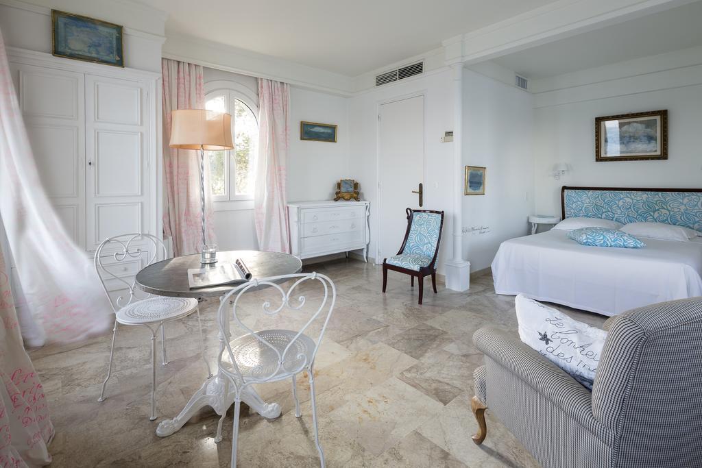Hotel Delos - Ile De Bendor Bandol Kültér fotó